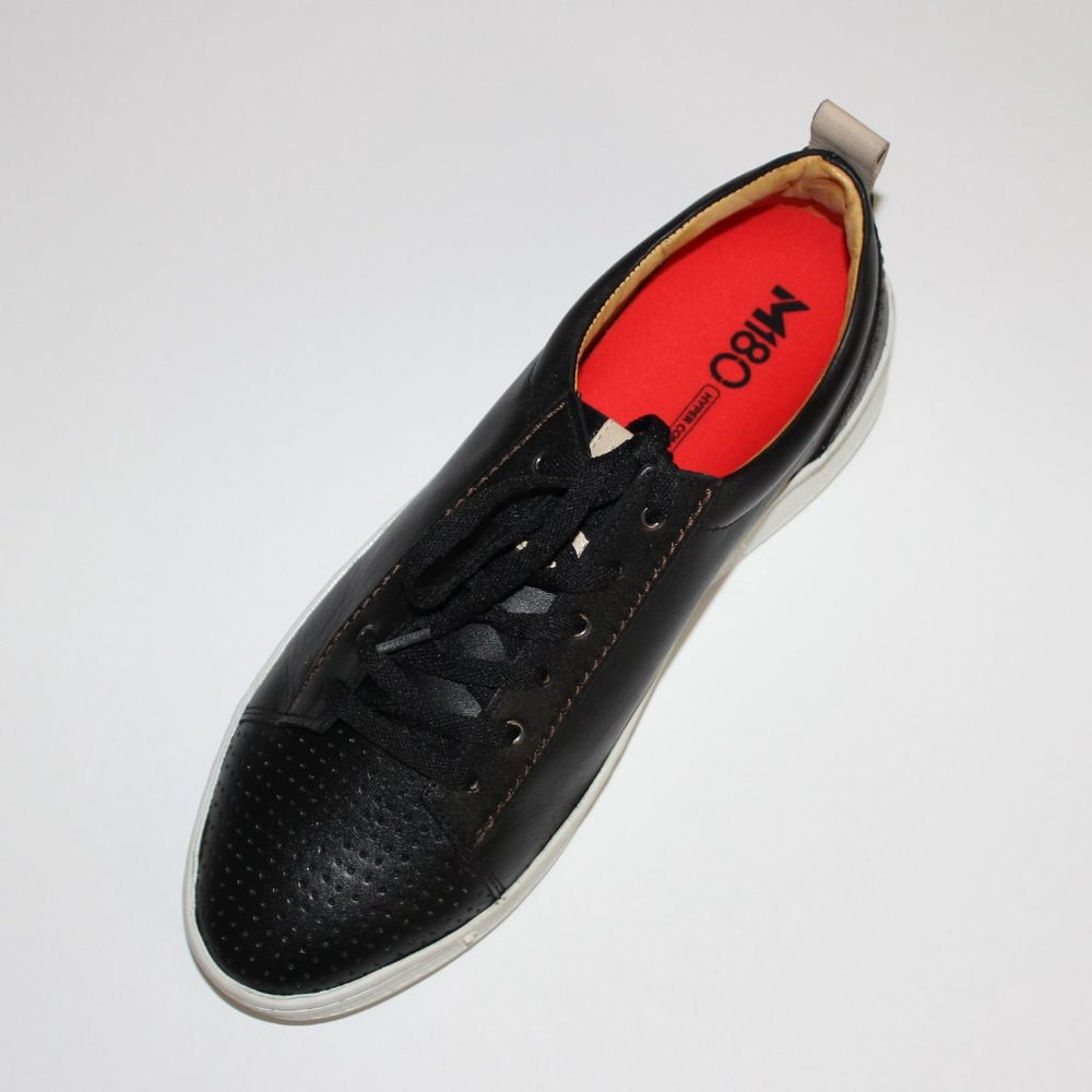 SANDRO MOSCOLONI MYRON BLACK PERF. TOE SNEAKER